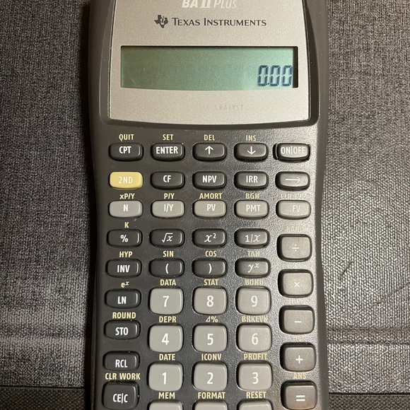 BA II Plus Texas Instruments Calculator - Picture 1 of 5